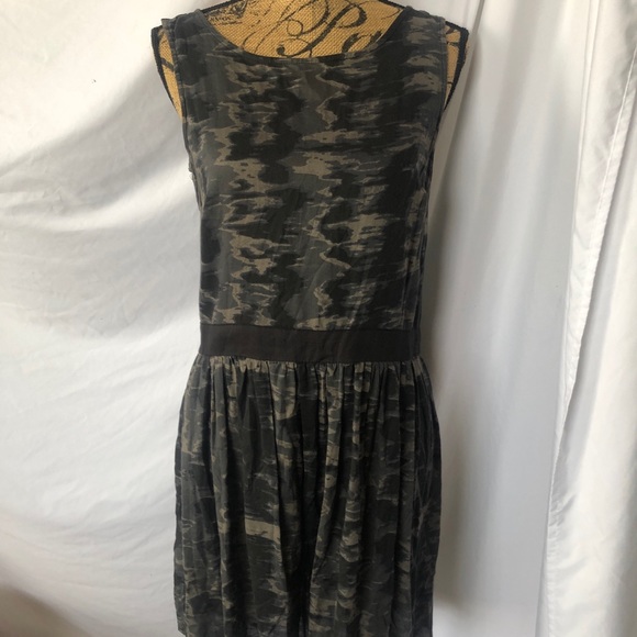 MNH Camo Dress Shift Casual High-Low Size 6 - Picture 1 of 7